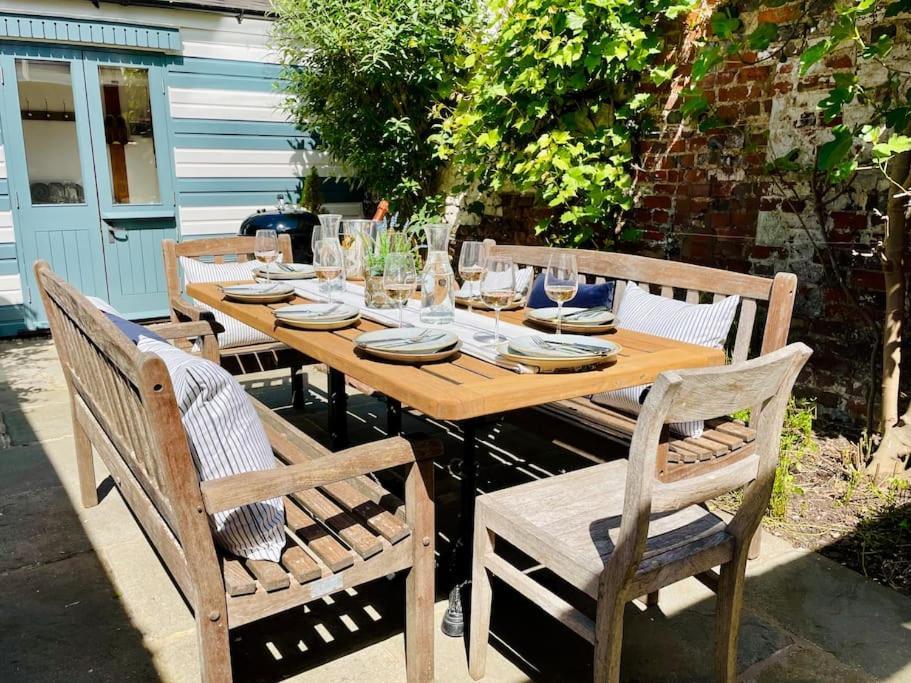 Dolls House - Luxury Townhouse *Sleeps 10* Villa Henley-on-Thames Екстериор снимка