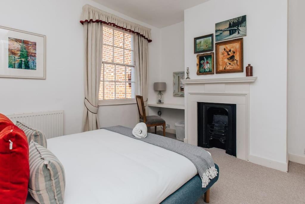 Dolls House - Luxury Townhouse *Sleeps 10* Villa Henley-on-Thames Екстериор снимка