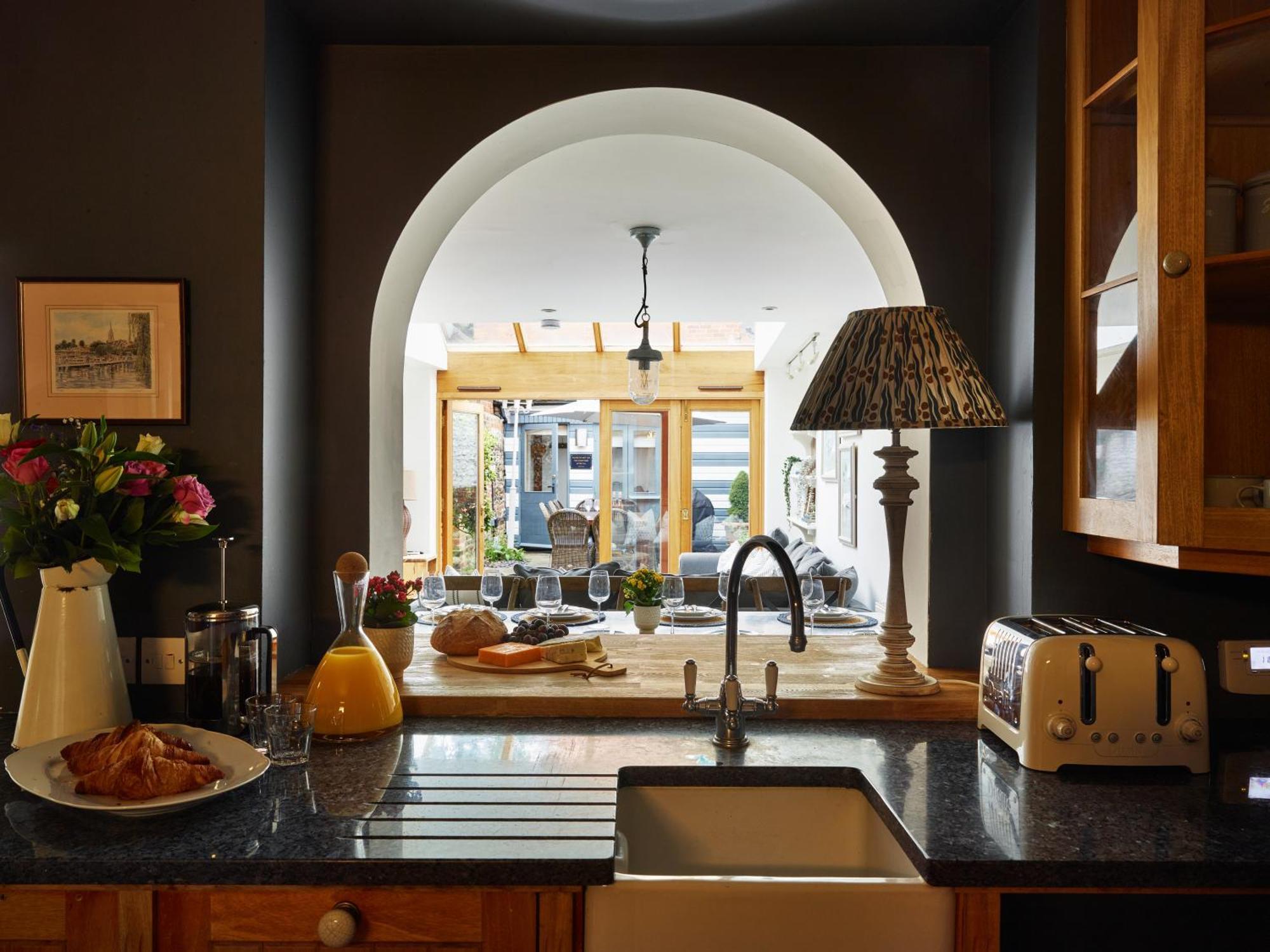 Dolls House - Luxury Townhouse *Sleeps 10* Villa Henley-on-Thames Екстериор снимка