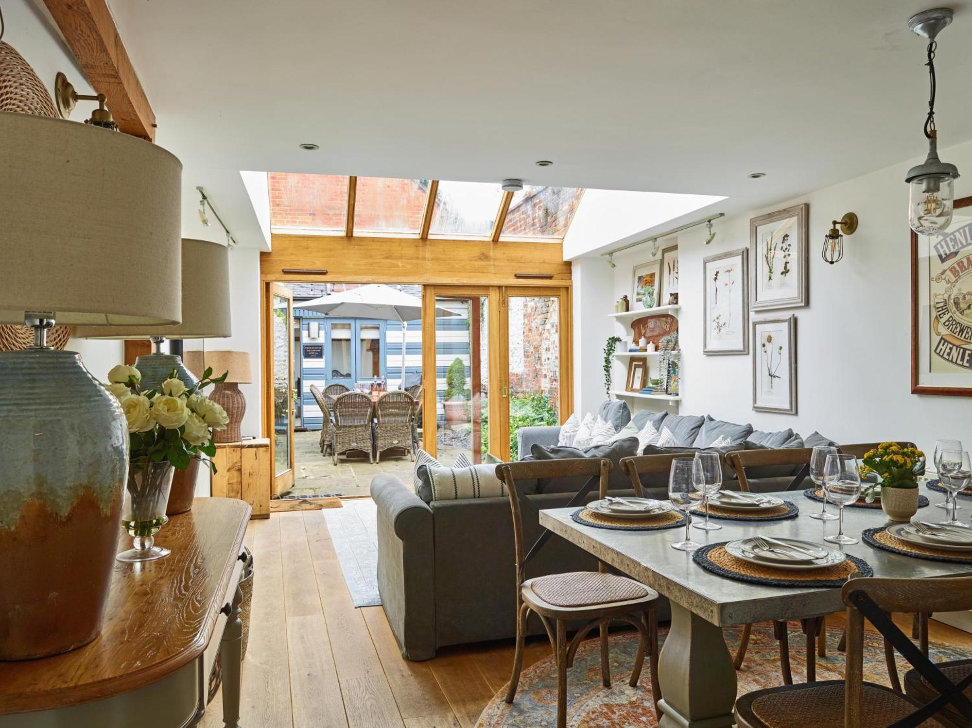 Dolls House - Luxury Townhouse *Sleeps 10* Villa Henley-on-Thames Екстериор снимка
